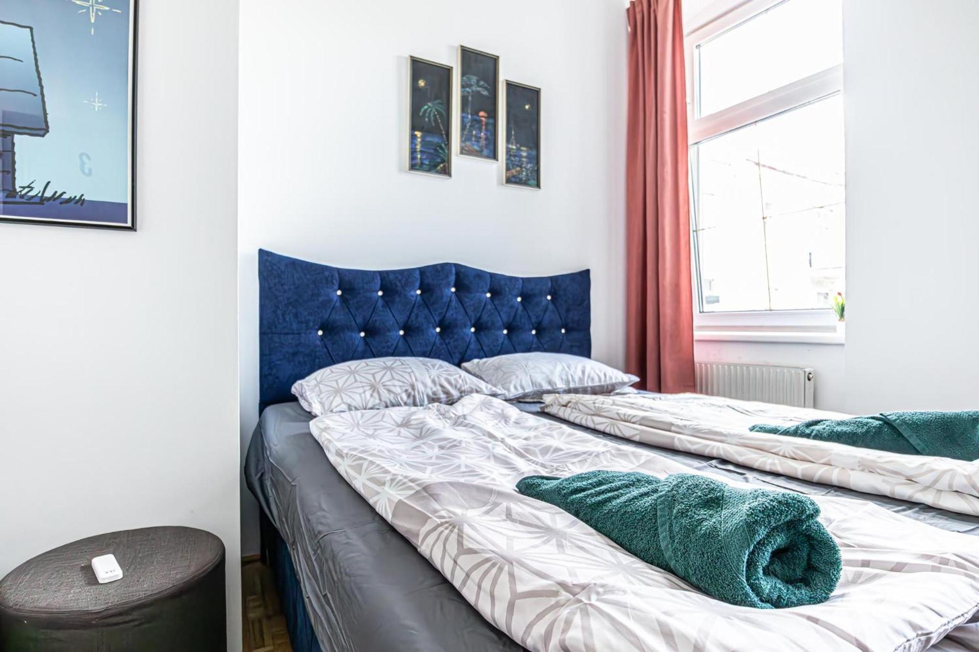 Near Schoenbrunn - Economy Rooms In Shared Apartment At Meidling Train Station Wina Bagian luar foto