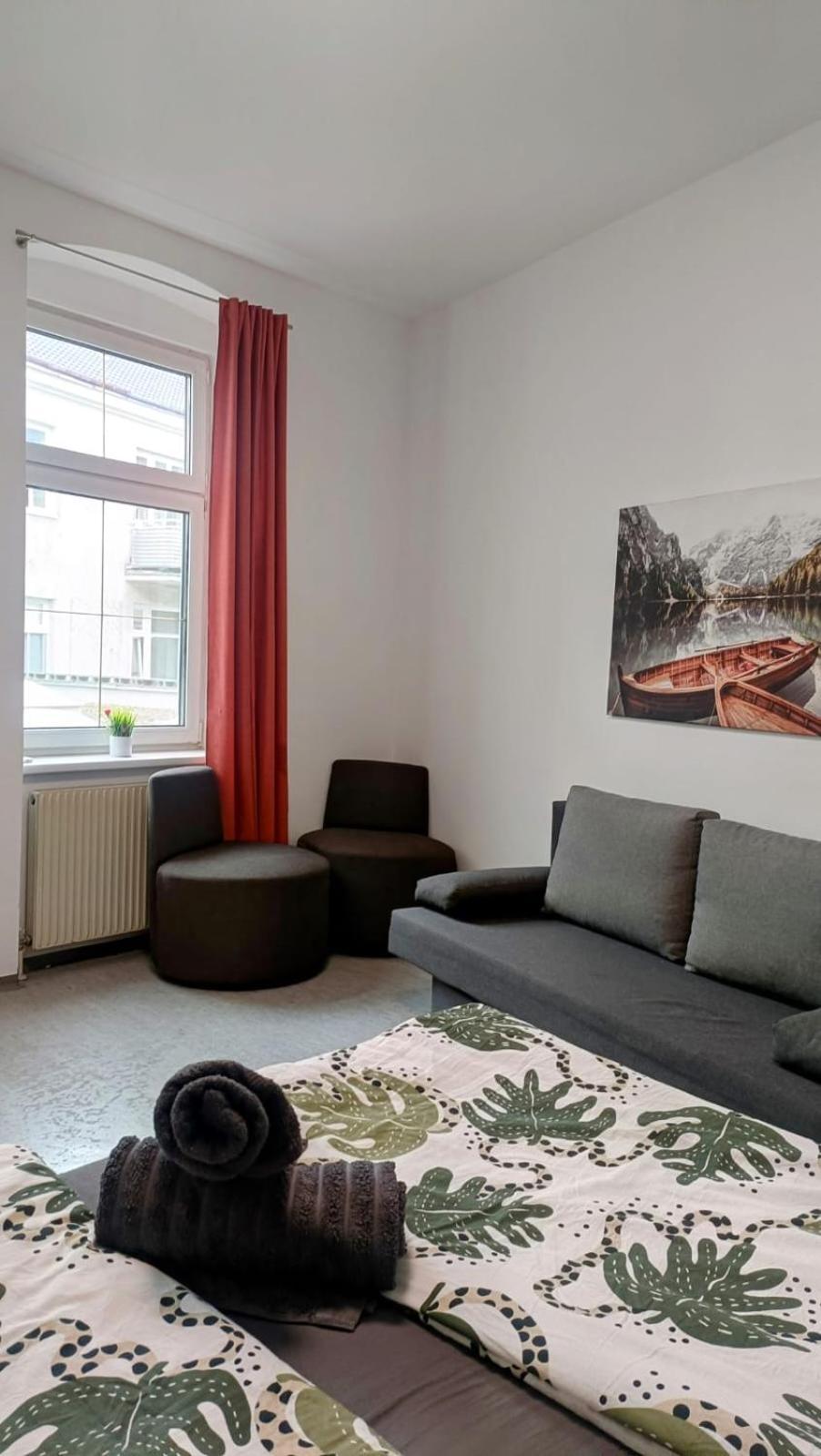 Near Schoenbrunn - Economy Rooms In Shared Apartment At Meidling Train Station Wina Bagian luar foto