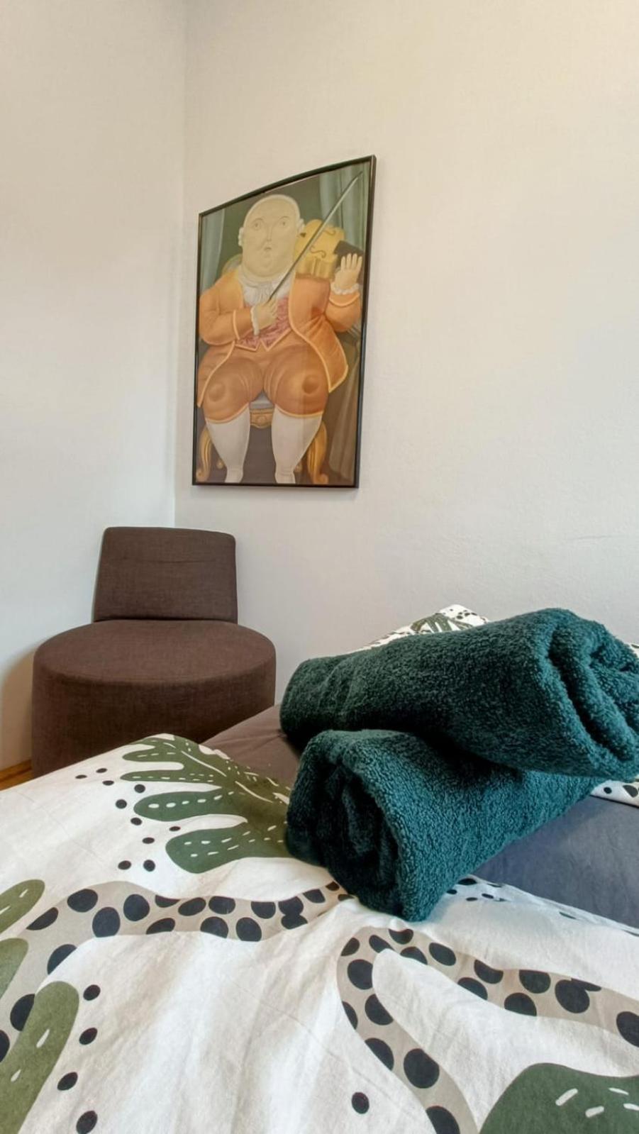 Near Schoenbrunn - Economy Rooms In Shared Apartment At Meidling Train Station Wina Bagian luar foto