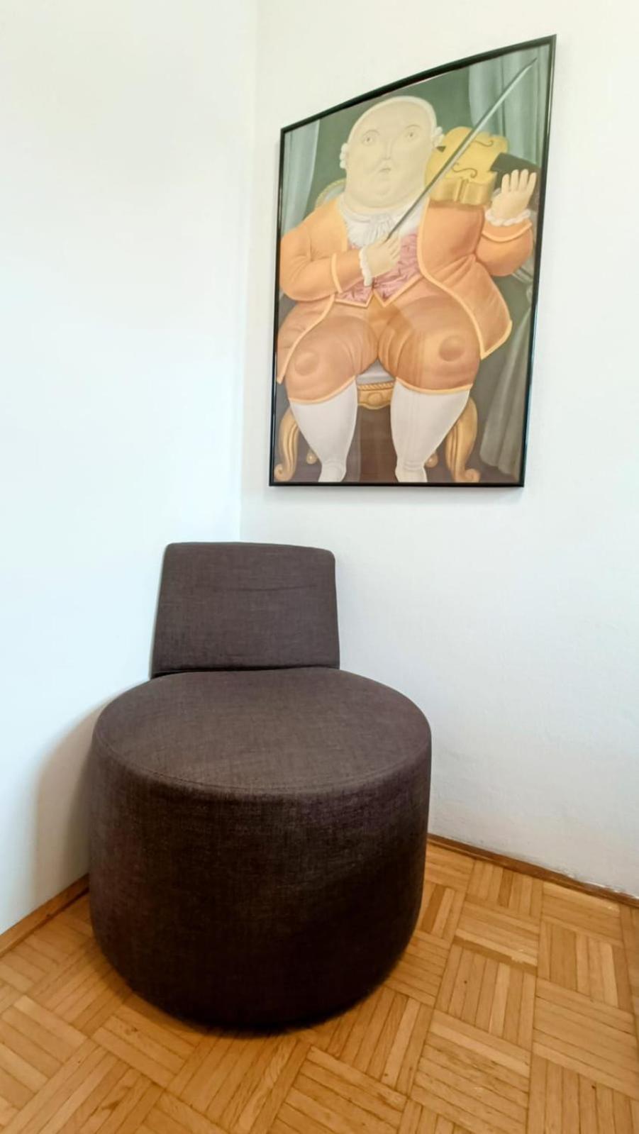 Near Schoenbrunn - Economy Rooms In Shared Apartment At Meidling Train Station Wina Bagian luar foto